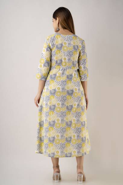 Women Printed Pure Cotton Anarkali Kurta (White) view 2