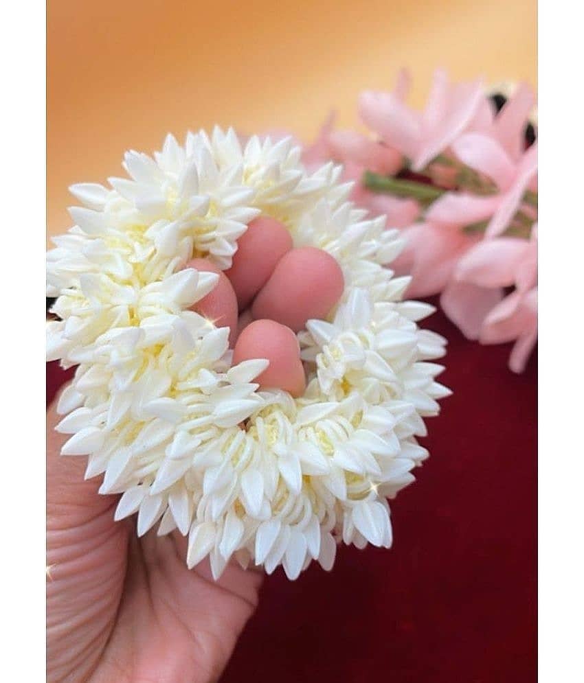 SNOWPEARL Off-White Hair Accessory Set ( Pack of 4 ) view 2