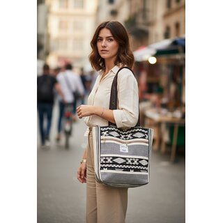 Handwoven Hemp Canvas Tote Bag with Geometric Pattern view 2