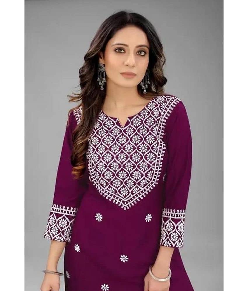 QPEEZ - Green Rayon Women's Straight Kurti ( Pack of 1 ) view 2