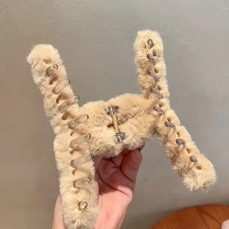 4 Pcs Fluffy Faux Fur Claw Clips view 2
