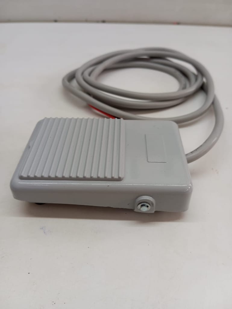 BRISK brand Foot Switch, BFS-01/A/C2.2, 10A/250VAC view 2