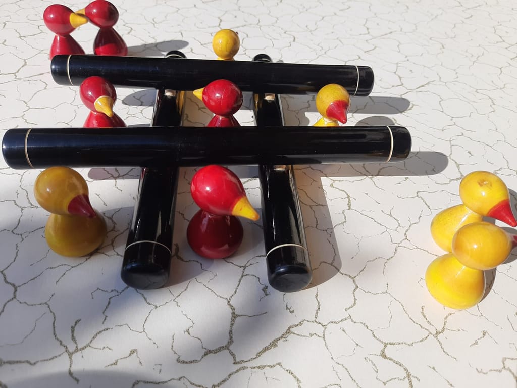 TIC TAC TOE TOY view 2