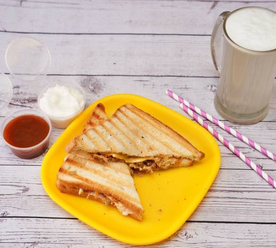 Chicken Cheese Sandwich + Lemon Juice