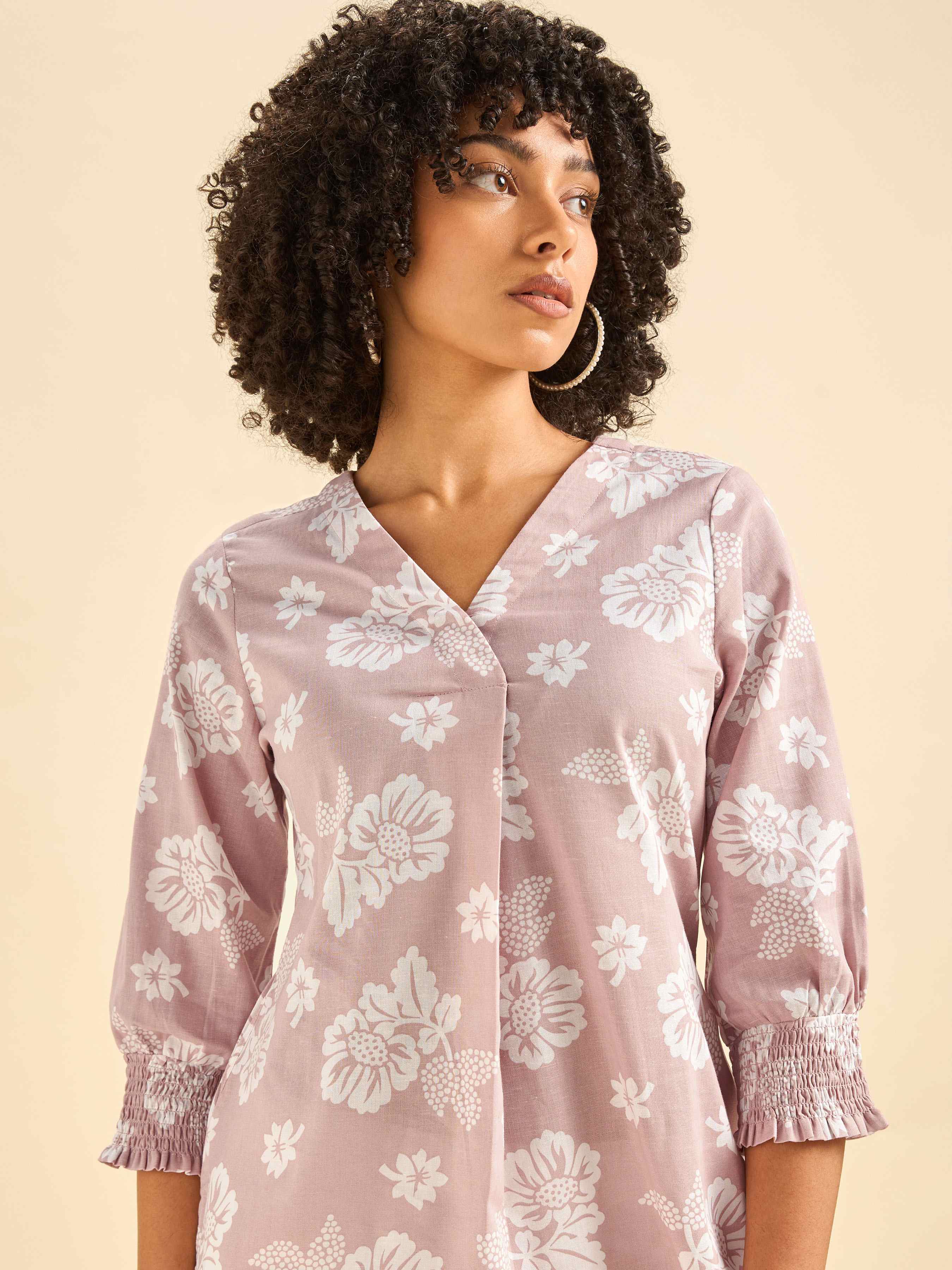 Pink and White Cotton Flax Printed Slit Kurti With Smocking Cuff view 2