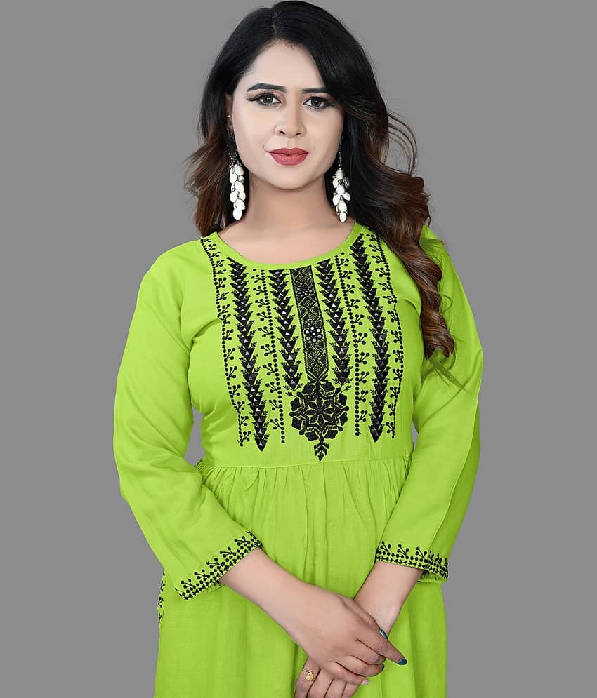 haya fashion - Lime Green Rayon Women's Straight Kurti ( Pack of 1 ) view 2