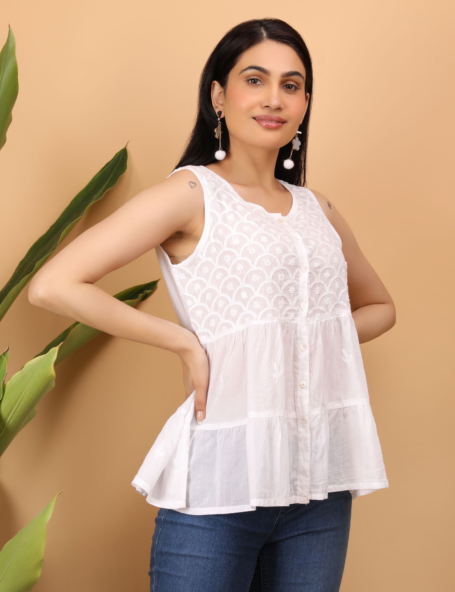 Shwet Women White Chikankari Sleevless Tier Top view 2