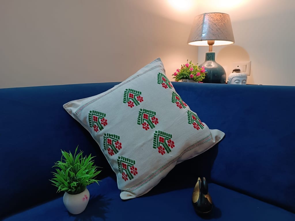 Luxury Hand Embroidered Decorative Throw Pillow Cover With Insert view 2