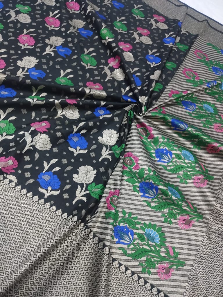 Banarasi silk saree with blouse piece view 2