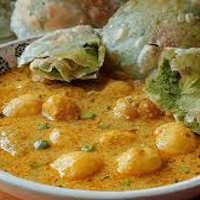 Peas Kachuri & Aloo Dum