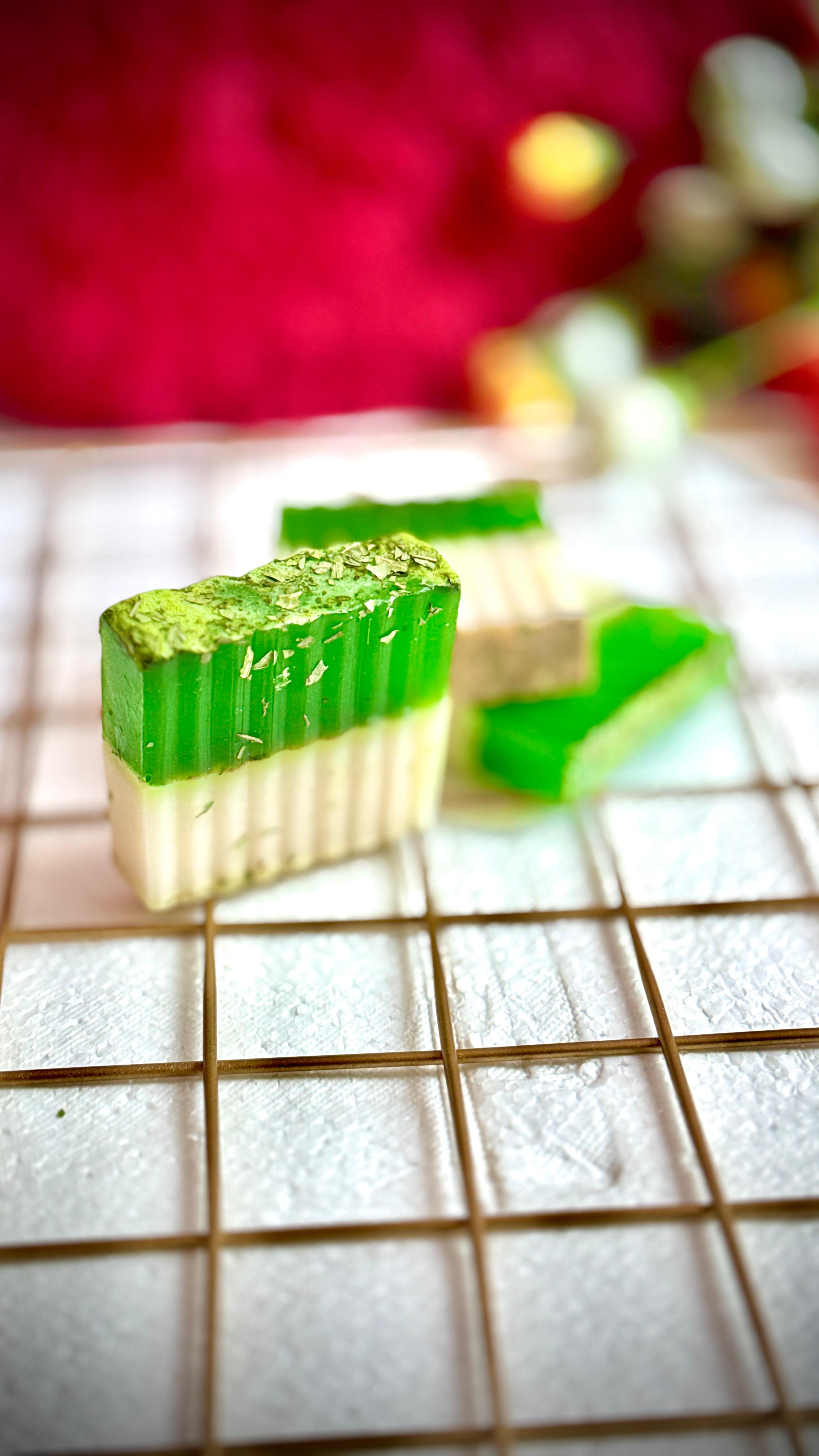 Skin Whitening Handmade Soaps (NeemTulsi Milk) Pack of 1