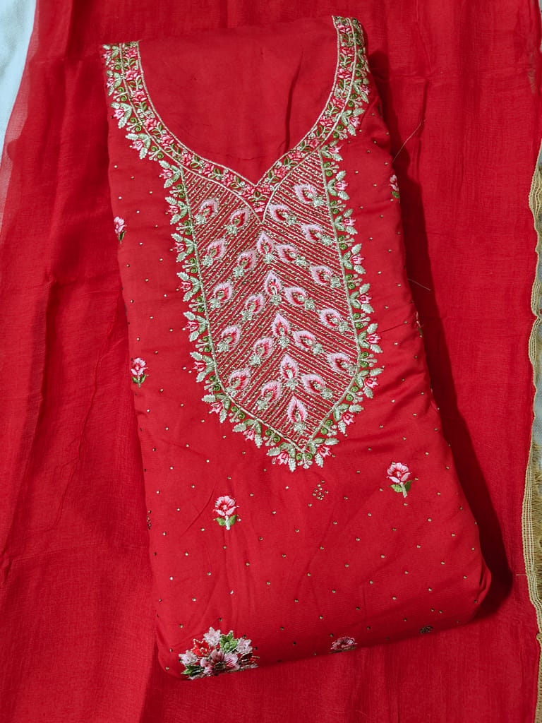 Women's Georgette Dress Material (Unstitched Salwar Suit) view 2