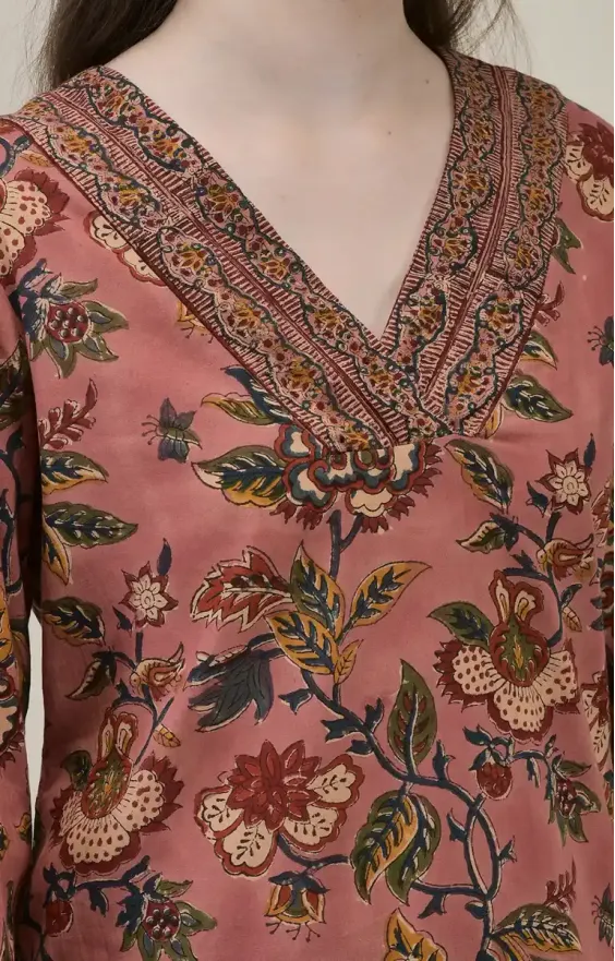 V Neck Straight Suit view 2