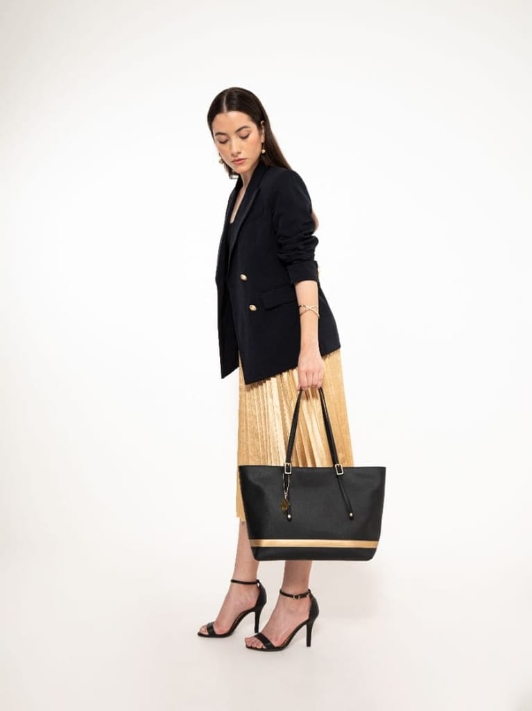 Minerva tote Handbag Collection view 2