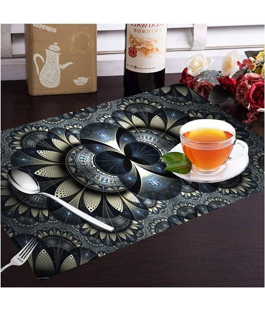 Shaphio Set of 4 PVC Black Fridge Mats view 2
