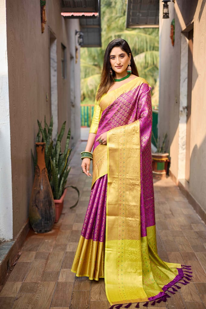 Women's Silk Saree With Unstiched Blouse Piece view 2