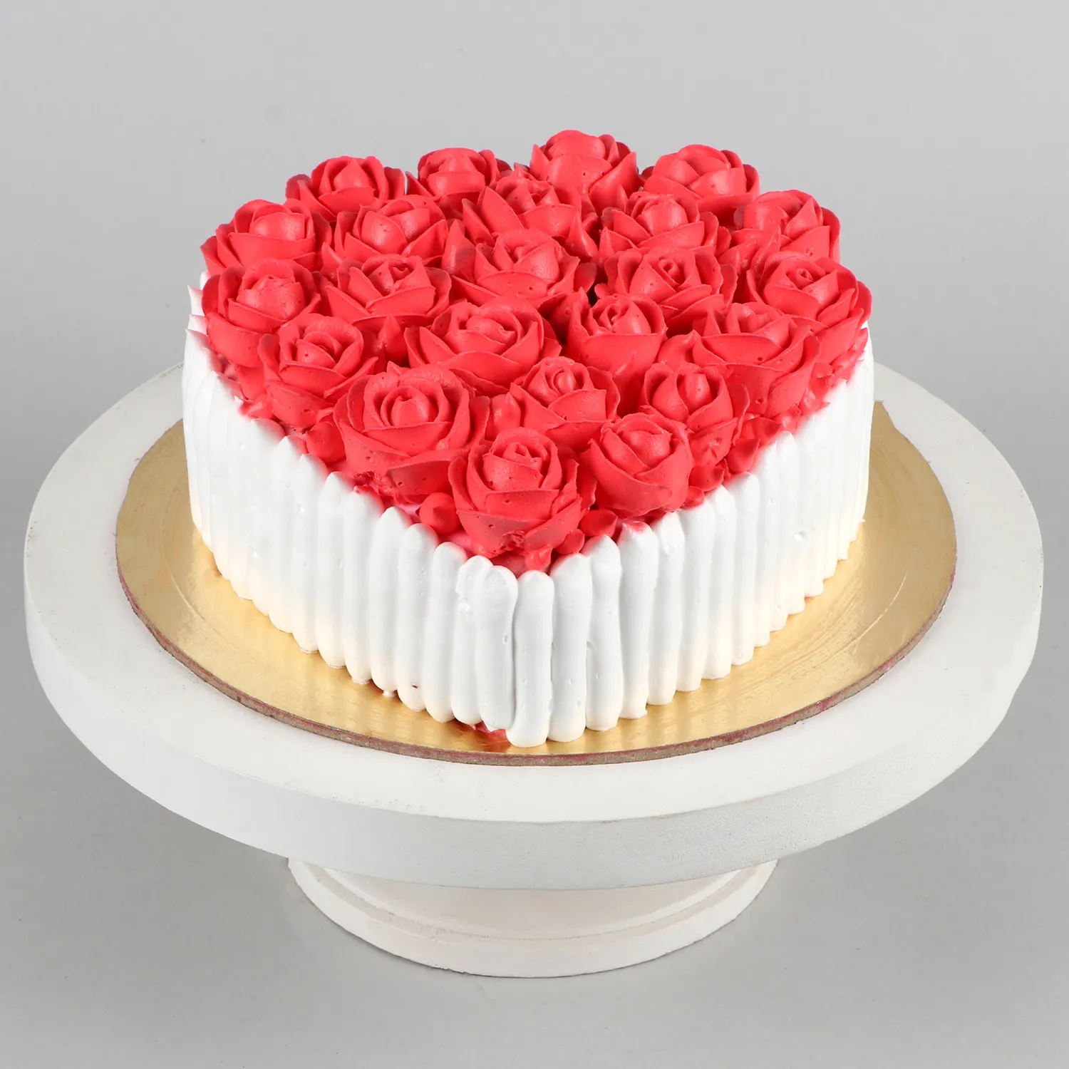 Pretty Roses Black Forest Cake Half Kg view 2