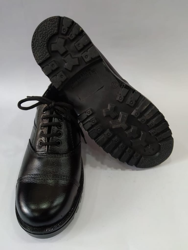 Black Leather Formal Shoes for Men view 2
