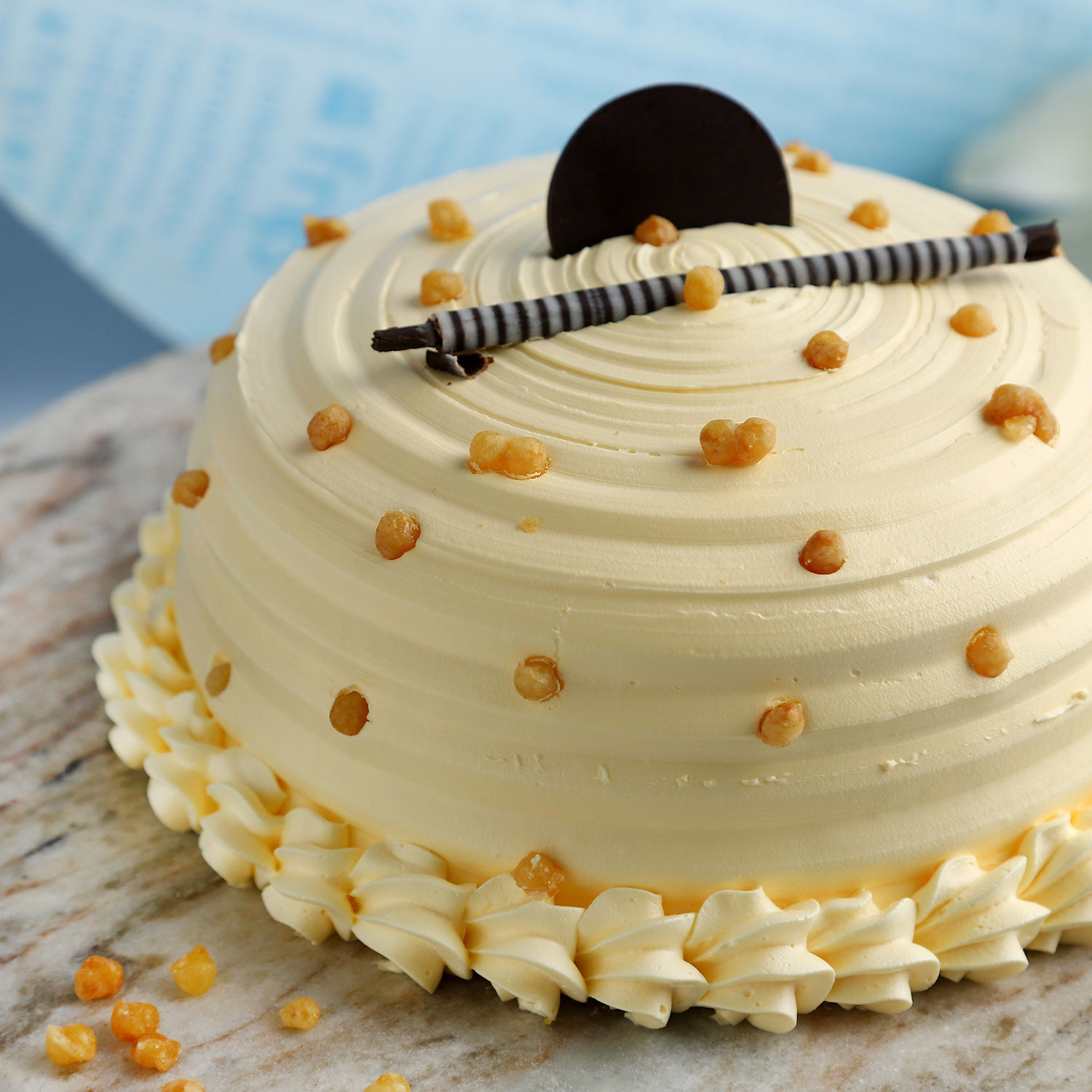 Heavenly Butterscotch Cream Cake Half Kg view 2