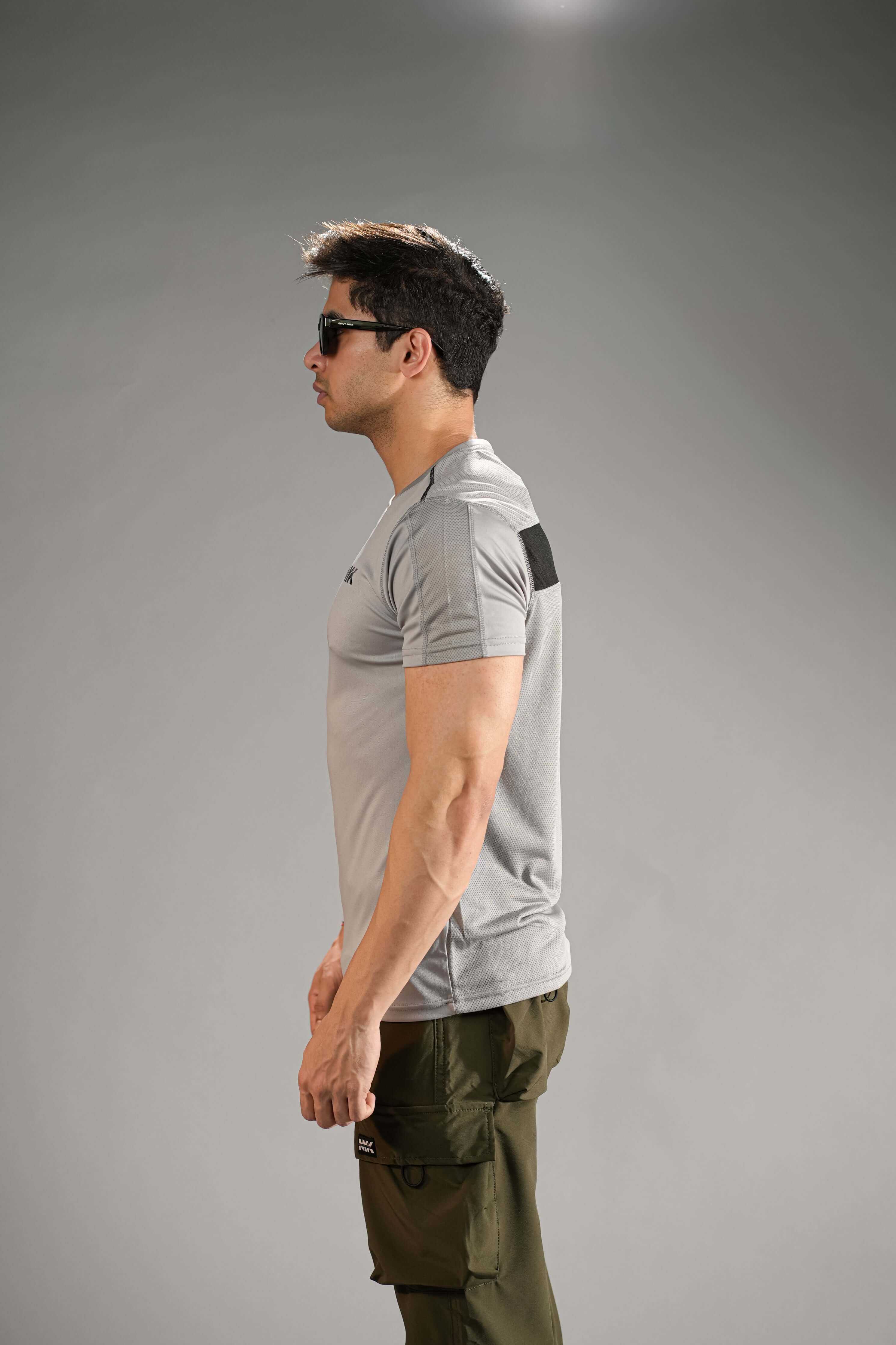 Grey Solid Slim Fit T-Shirt view 2
