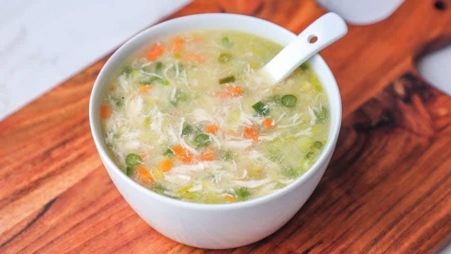 Chicken clear soup