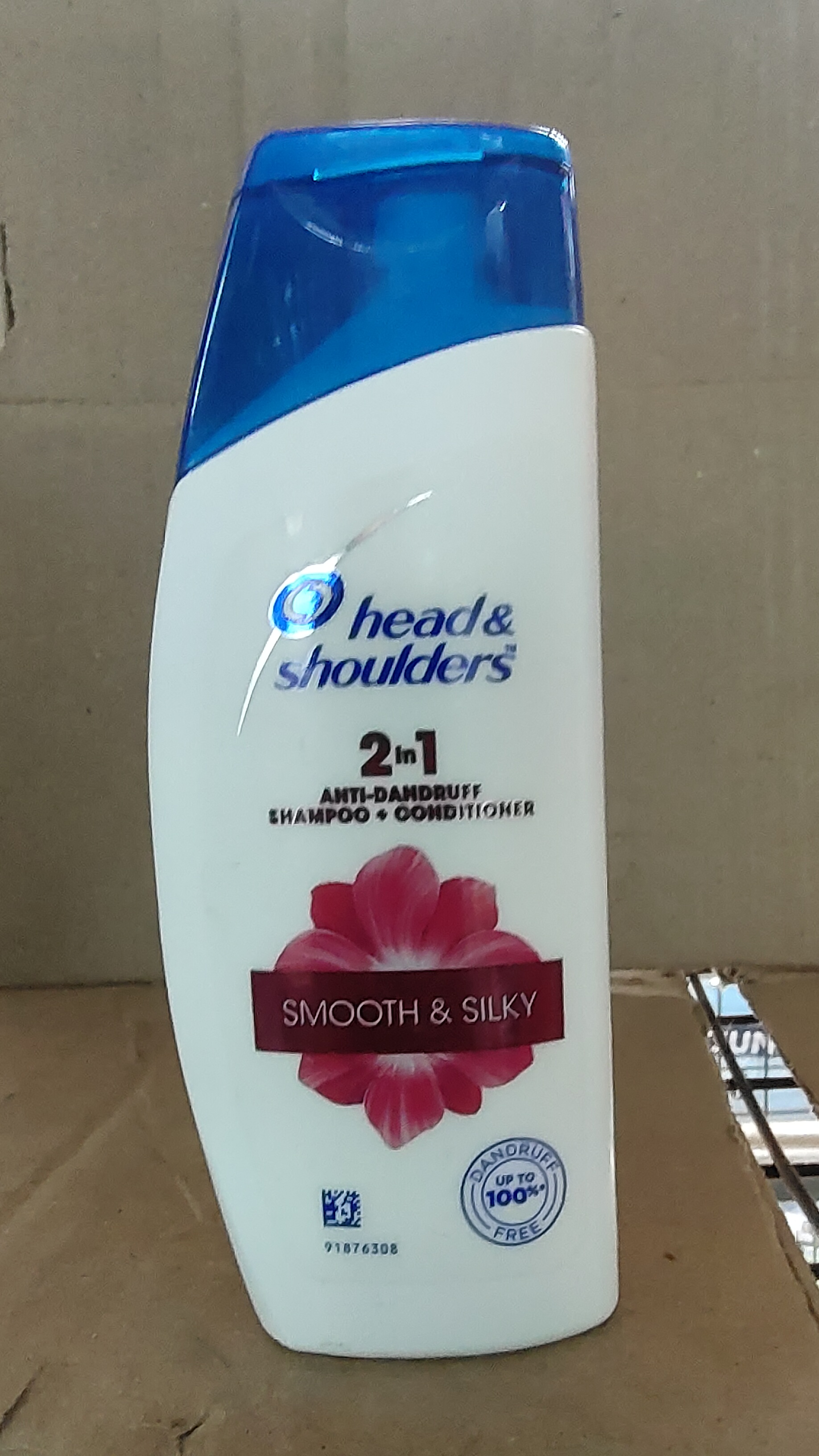 Head & shoulder 2in1 anti dandruff shampoo + conditioner smooth & silky