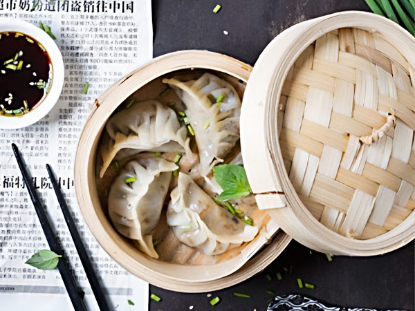 Chicken steamed momos