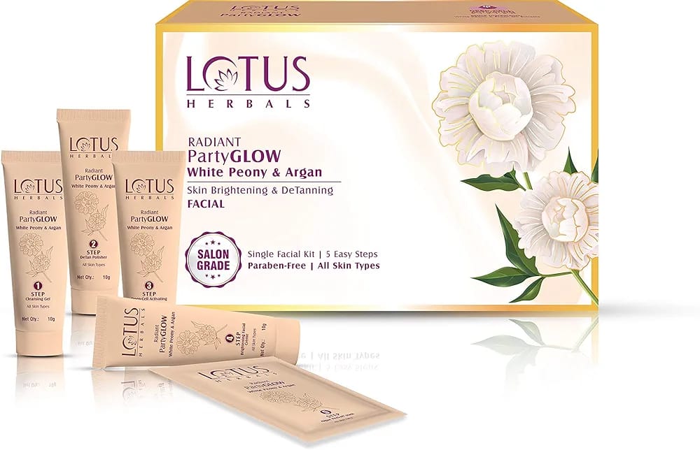 Lotus Herbals Radiant Party 4 In 1 Facial Pack (57gm each) view 2