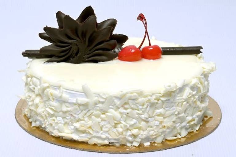 Eggless White Forest Cake