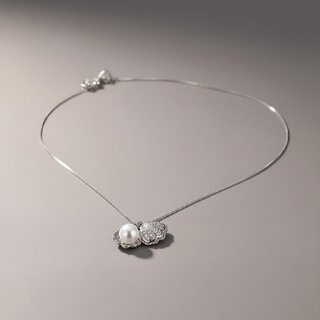 Elegant Silver Shell Pendant Necklace with Pearl - Timeless Jewelry for Women view 2