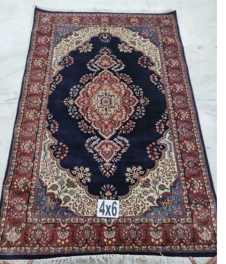 Hand-Knotted Wool Rug with GI certified Intricate Floral Design and Fringe view 2