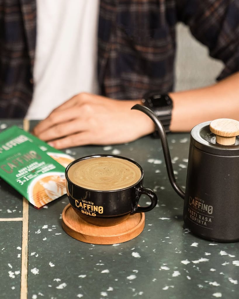 CAFFINO Cappuccino Hazelnut Coffee with Real Milk & Real Coffee, 200g Pack (10 Sachet X 20g), Instant Coffee, The Product of Indonesia (Imported) view 2