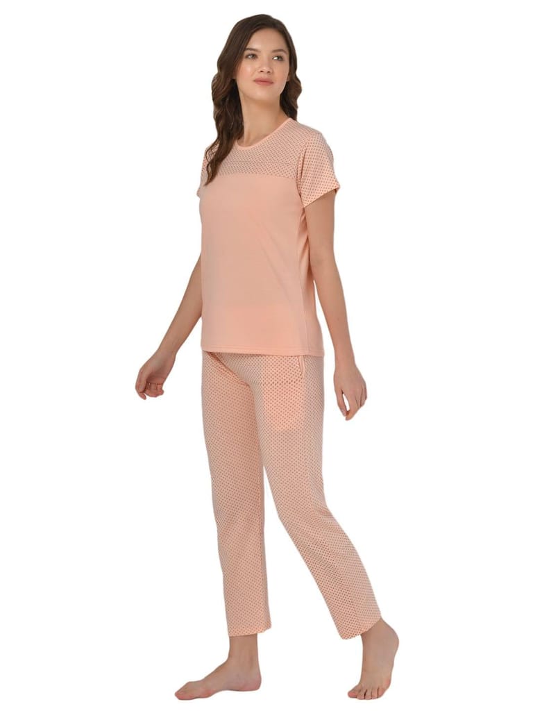 Klamotten Women's Peach Allover Printed Top Pyjama Set N33H view 2