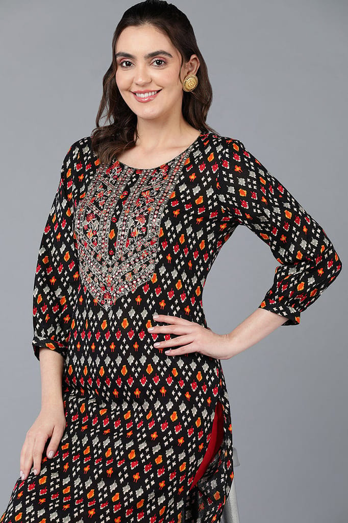 Cotton Black Ikat Printed Straight Kurta VCK9381 view 2