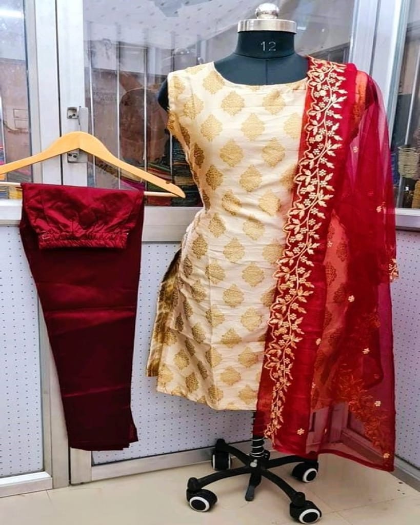 MyCOST Zari Weave Jacquard Festival wear Kurta Pant Dupatta Set, Sleeves attached