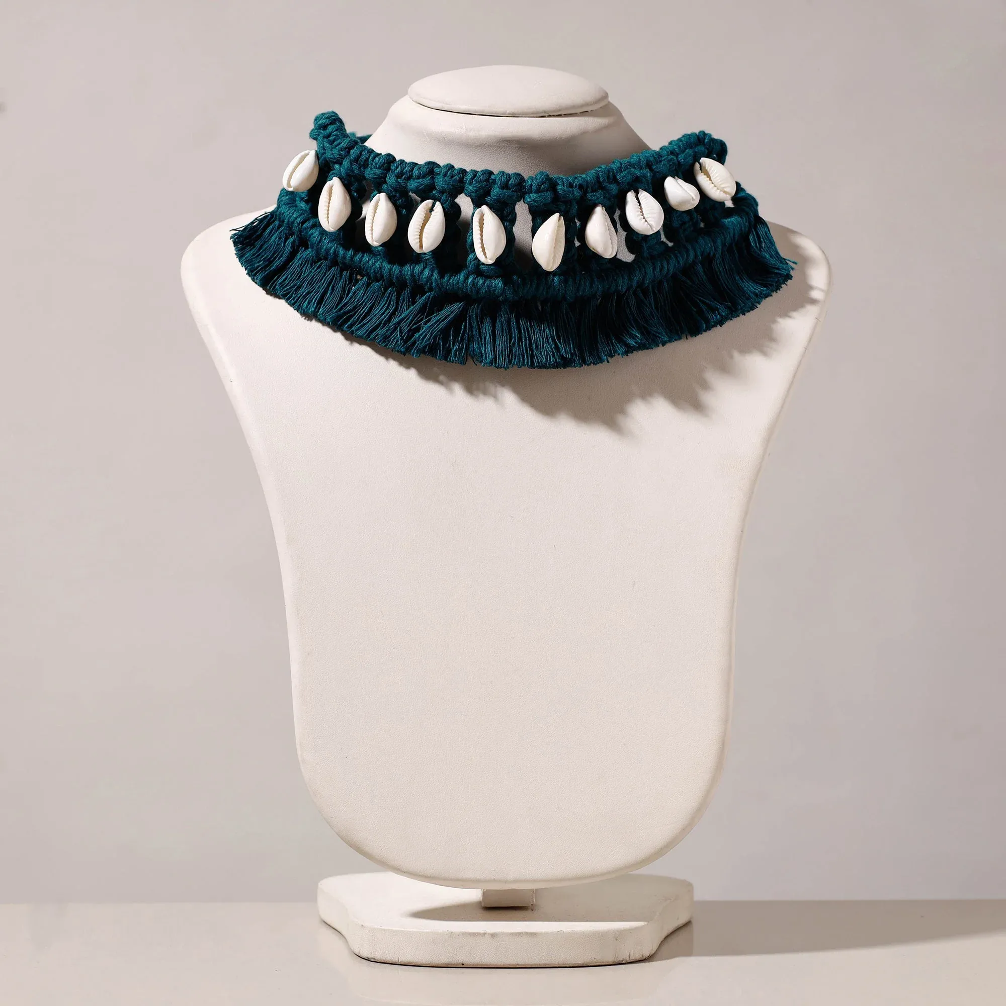 Green Thread & Seashell Handmade Macrame Choker