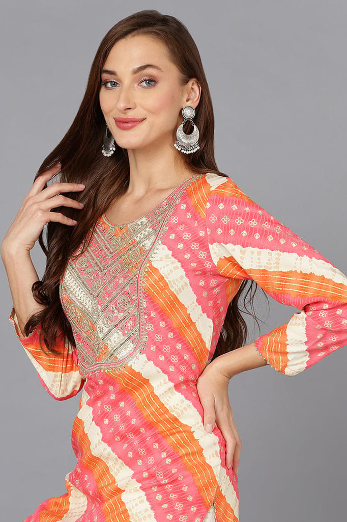 Pink Cotton Blend Embroidered Straight Kurta VCK9229 view 2