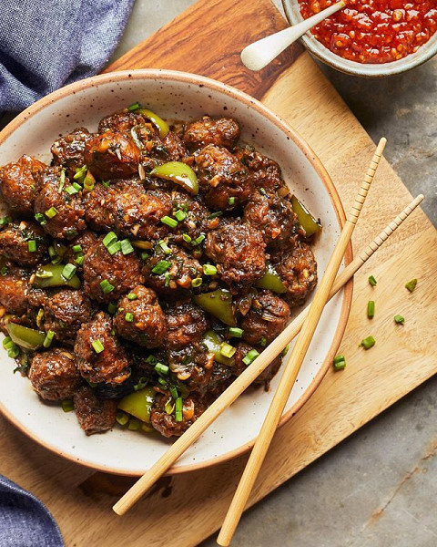 Chicken manchurian dry