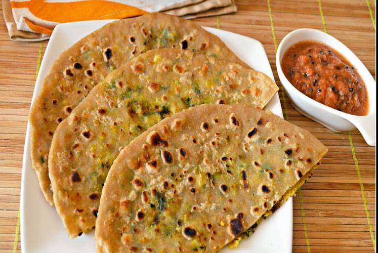 Gobi paratha plate
