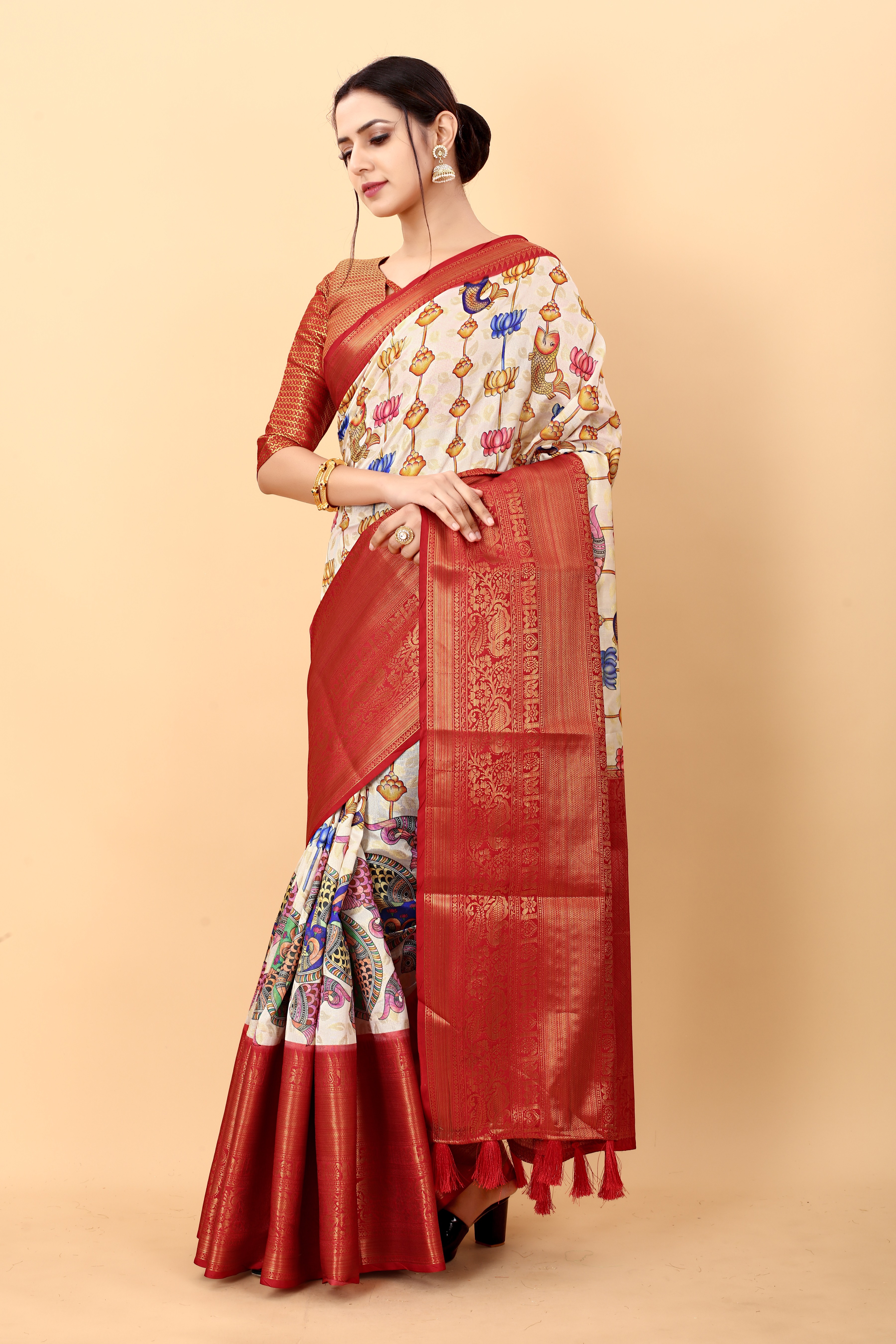 Yavira silk Women's Multi Printed Silk Blend Saree view 2