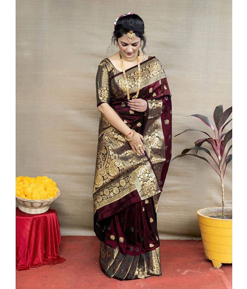 SareeQueen Art Silk Embellished Saree With Unstitched Blouse Piece ( Green )
