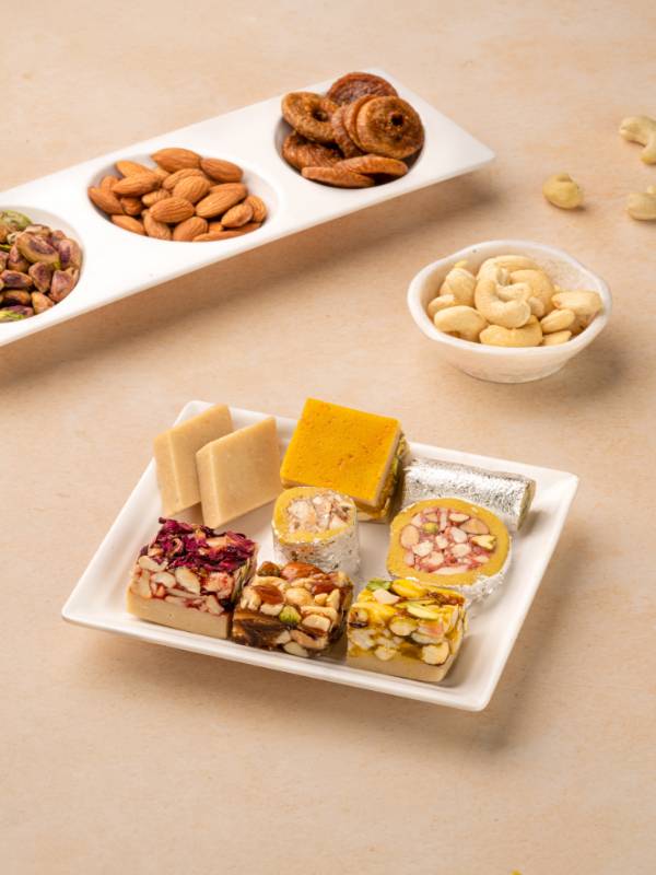 ASSORTED DRY FRUIT SWEETS '250 GMS'