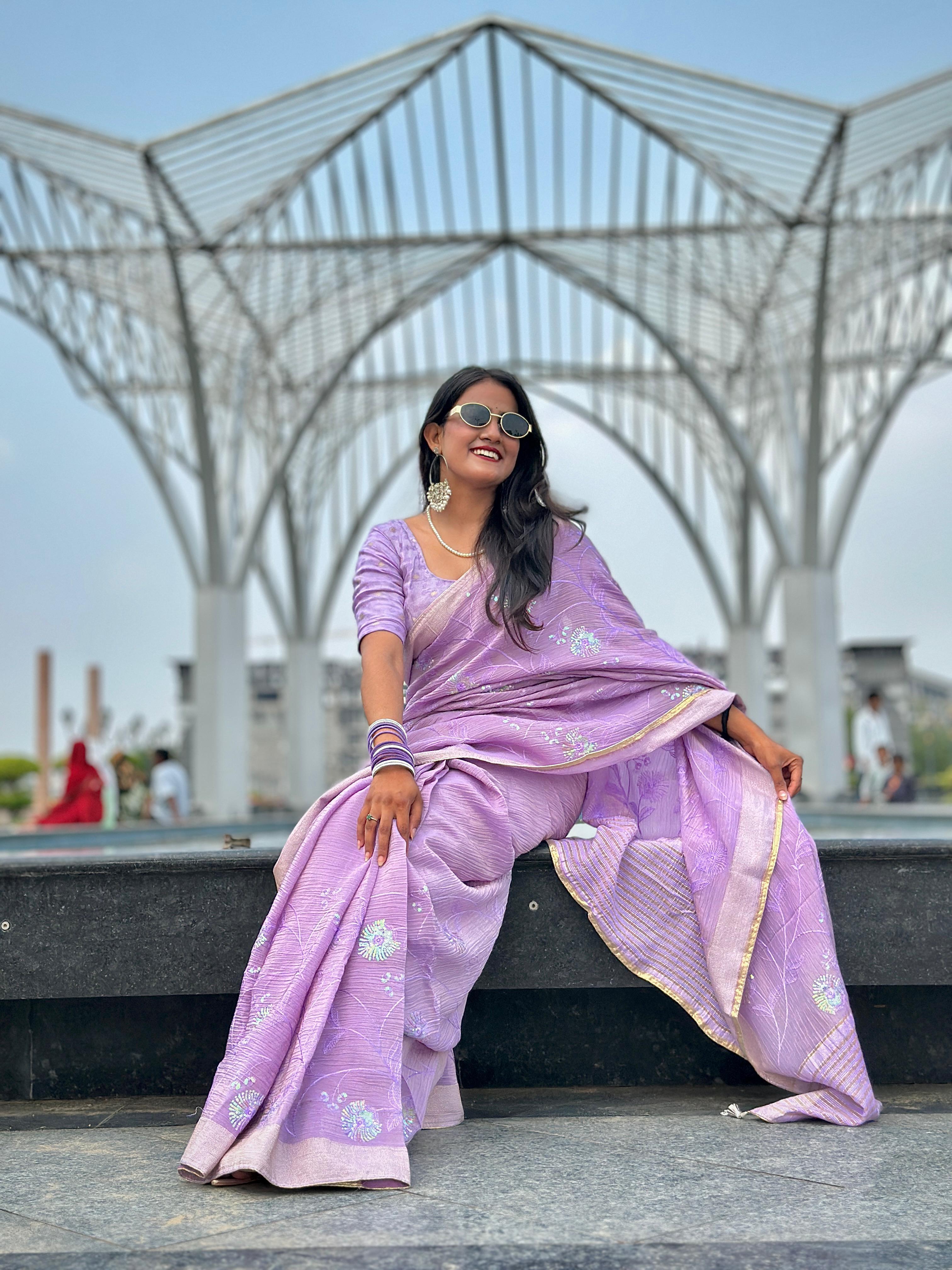Pure munga silk fabric with beautiful Jaipuri bandej zari waiving work all over saree view 2