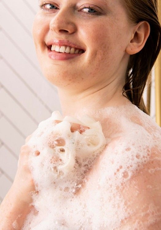 Strawberry Shower Scrub-200ML view 2