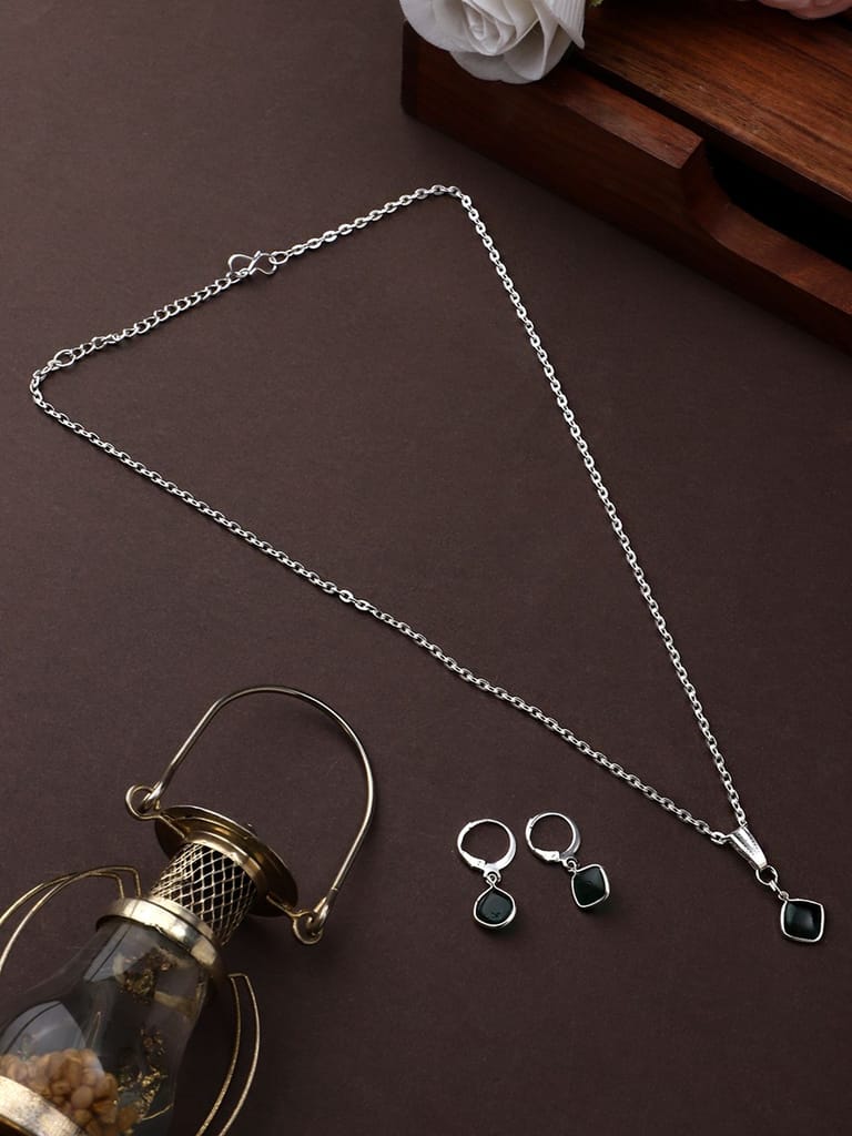 Cardinal Green Color Pendant Silver Chain & Earrings Set view 2