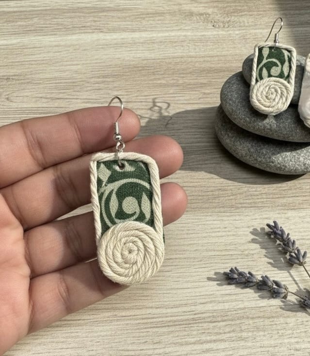 Handcrafted Fabric Green Leaf Rope Necklace & Earring Set view 2