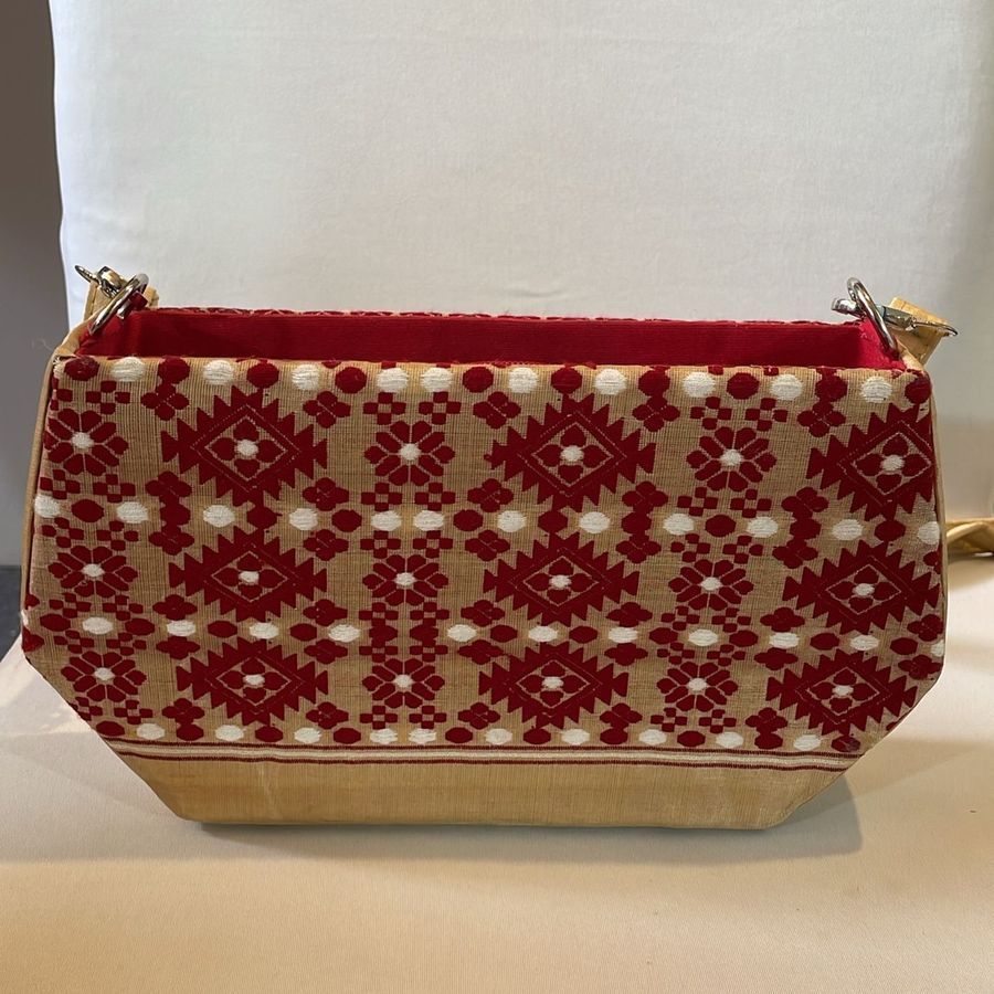 HAND BAG