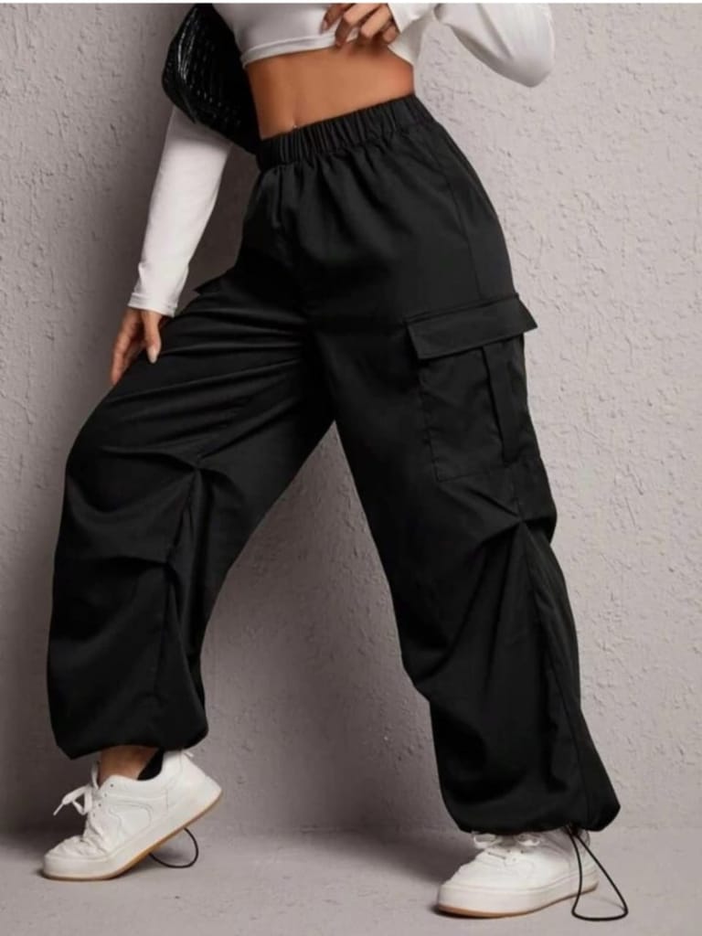 Women's Casual High Waist Solid Color Loose Fit Cargo Pants with Pockets view 2