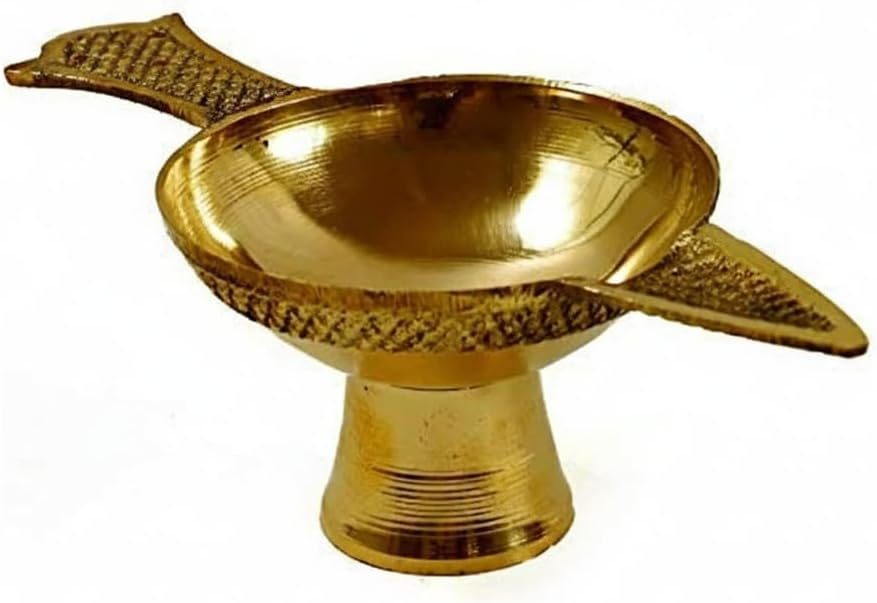 Aatm Brass Handcrafted Aarti Diya - Traditional Oil Lamp for Pooja, Aarti and Temple Use - 6.25 x 4.25 x 12.5 cm - Ideal for Diwali and Festive Use