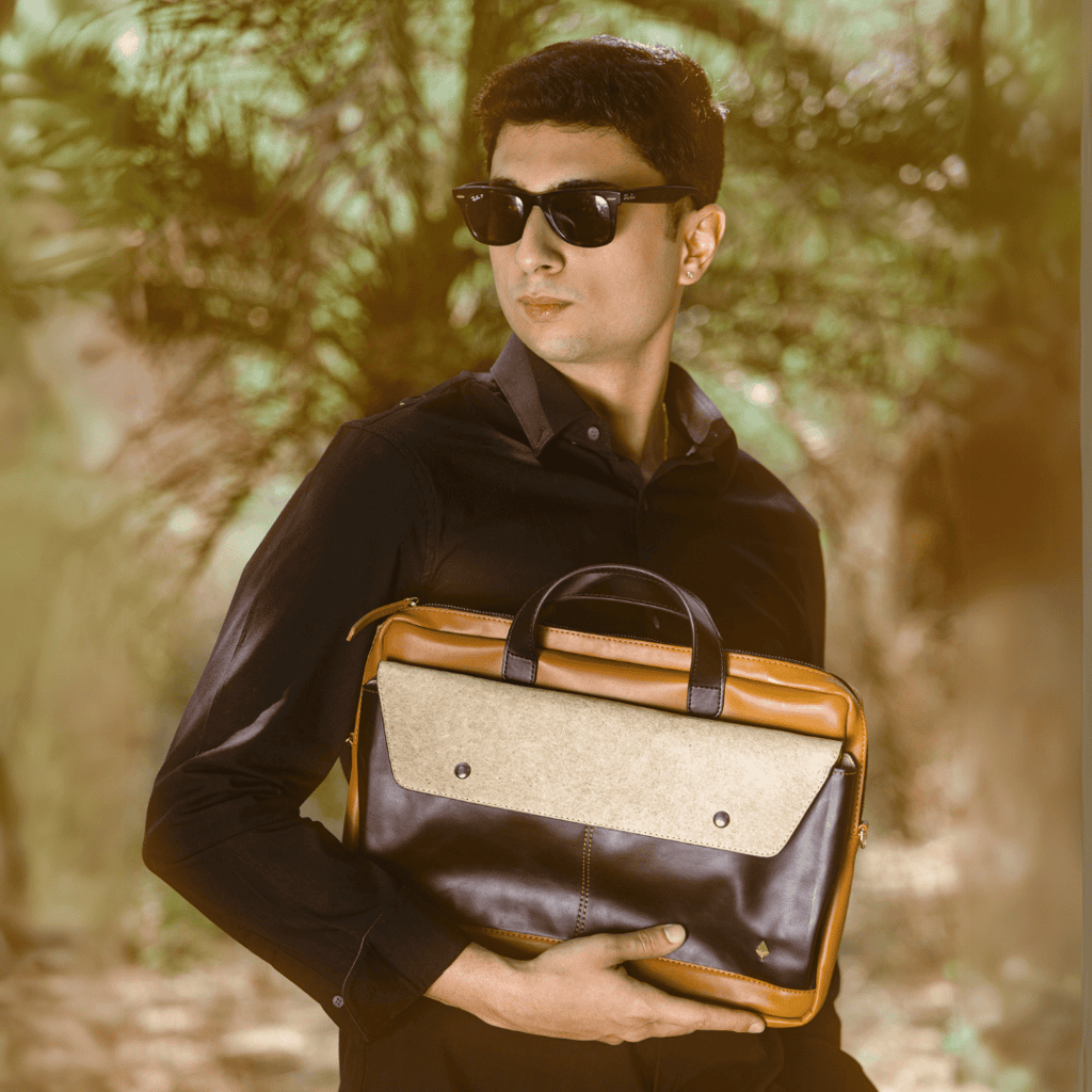 Willow Vegan Leather Laptop Sleeve - Black view 2